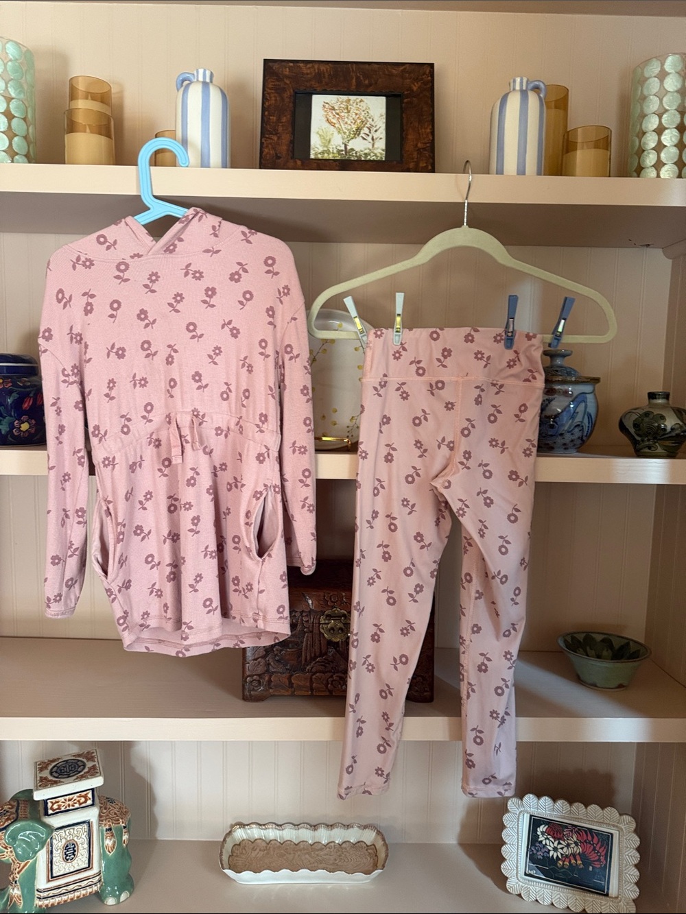 Hanna Andersson Pink Floral Hooded Pajama Set